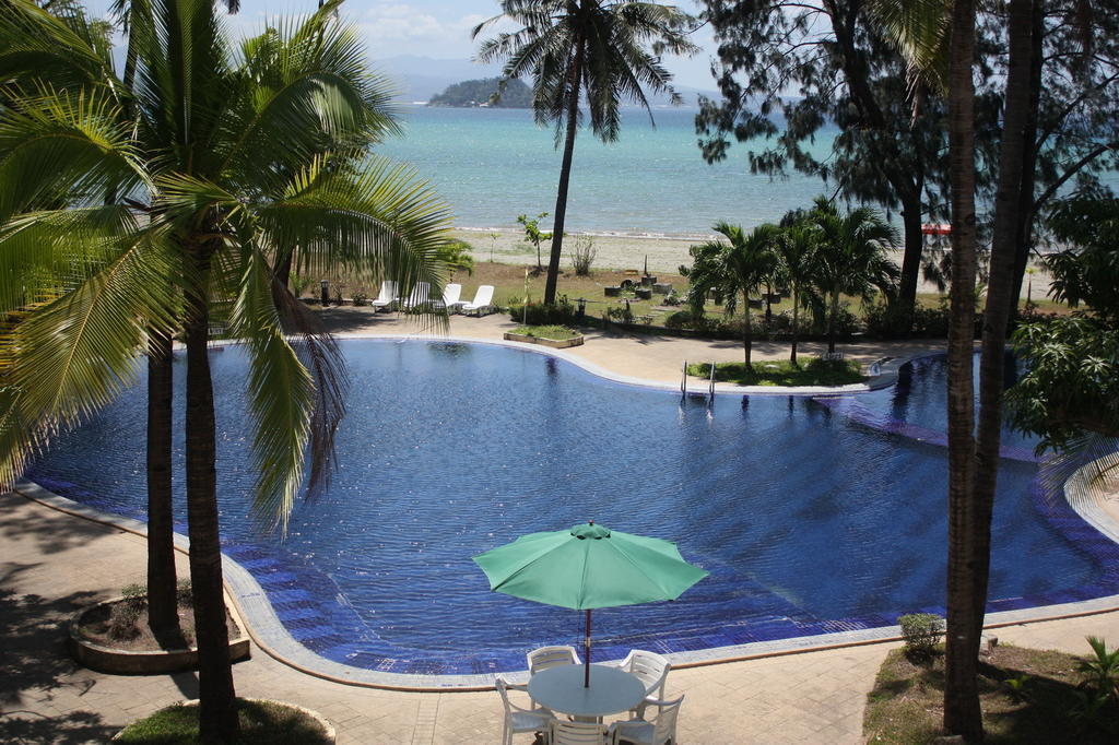 Club Morocco Resort And Country Club Subic Εξωτερικό φωτογραφία