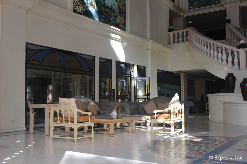 Club Morocco Resort And Country Club Subic Εξωτερικό φωτογραφία