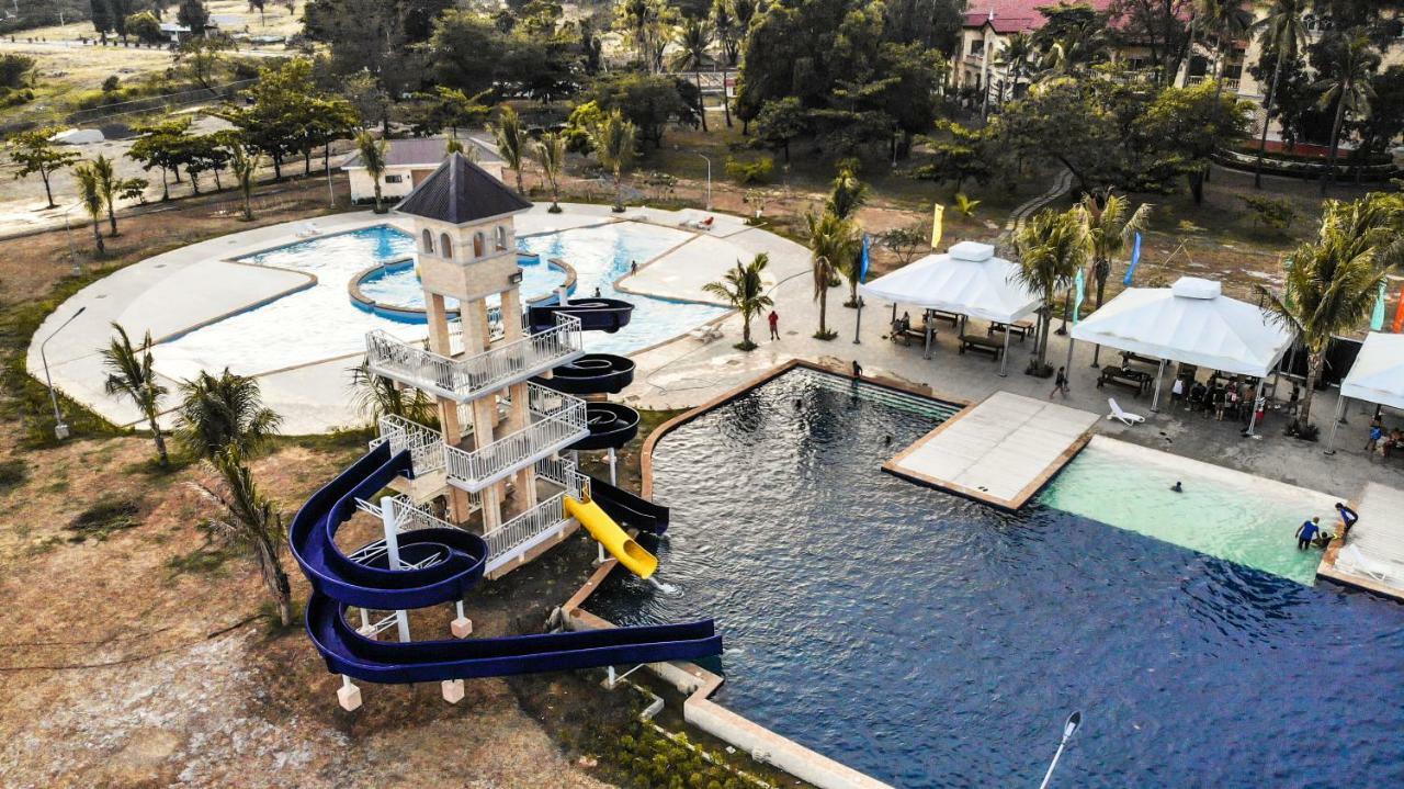 Club Morocco Resort And Country Club Subic Εξωτερικό φωτογραφία