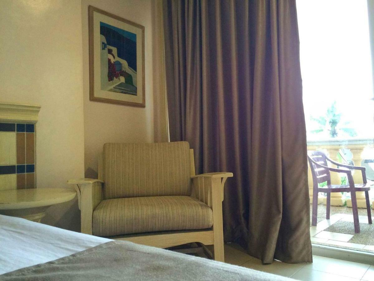 Club Morocco Resort And Country Club Subic Εξωτερικό φωτογραφία