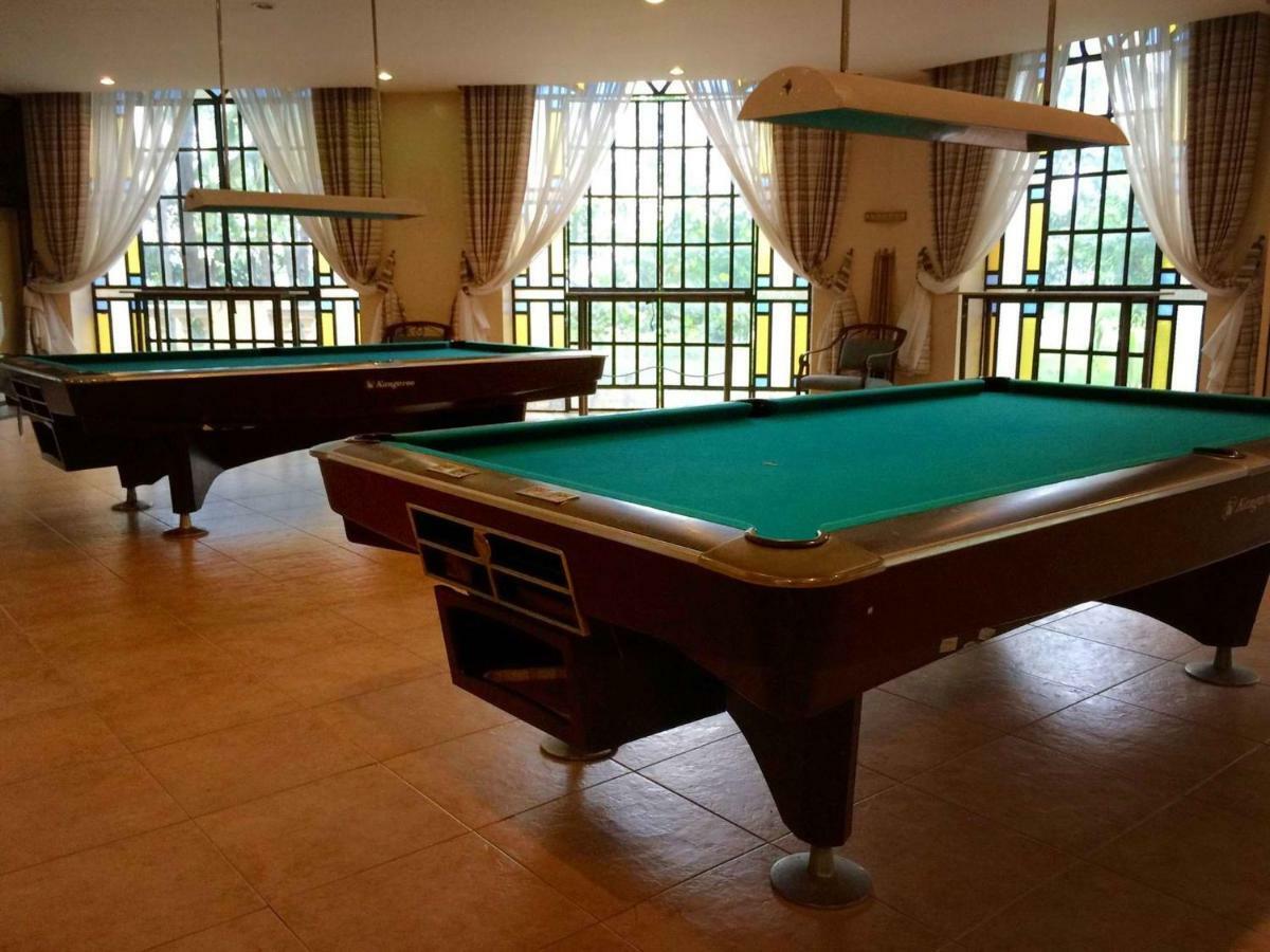 Club Morocco Resort And Country Club Subic Εξωτερικό φωτογραφία