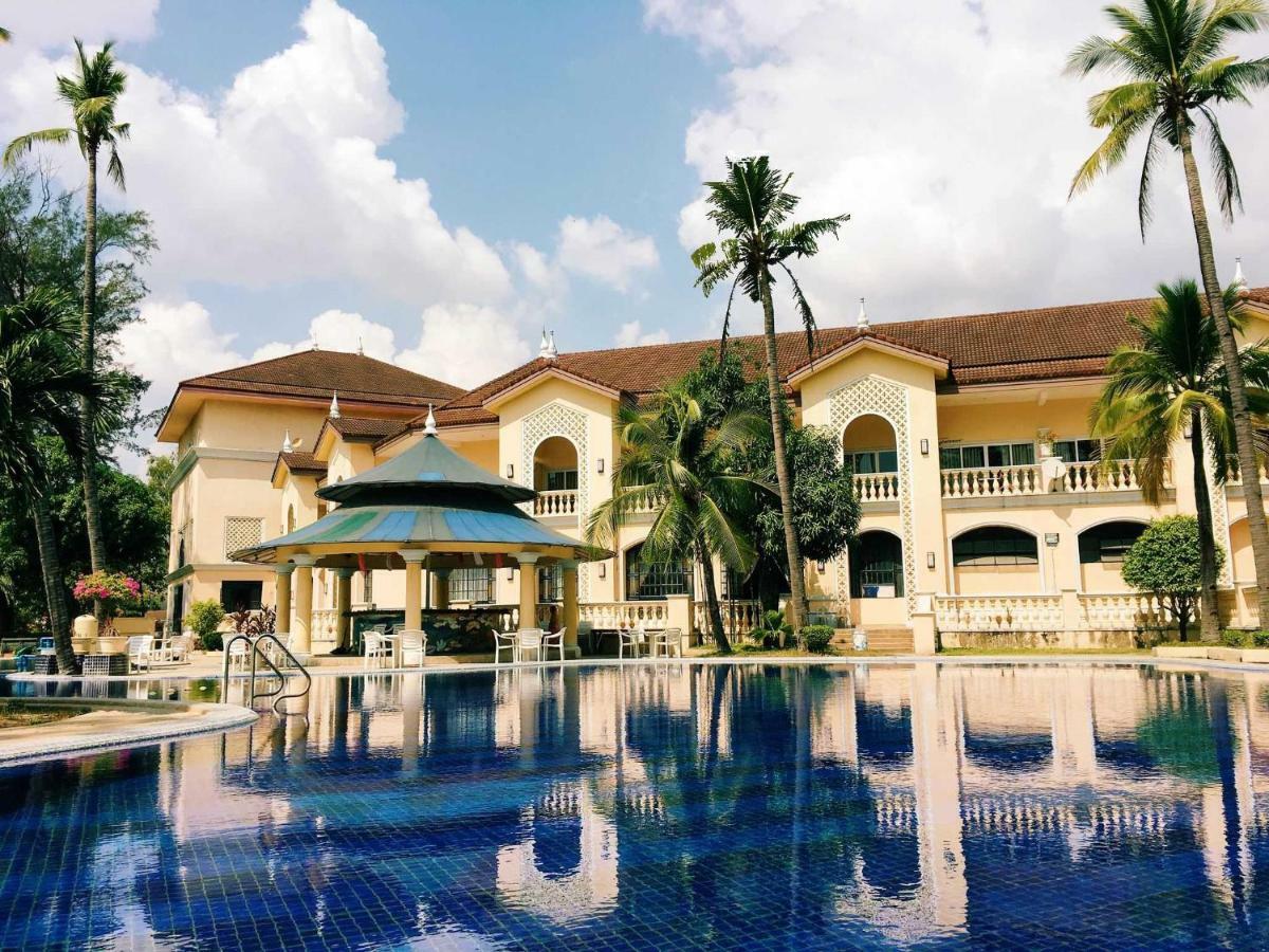 Club Morocco Resort And Country Club Subic Εξωτερικό φωτογραφία